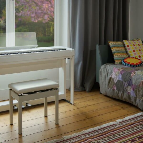 Kawai ES-520 Digital Piano