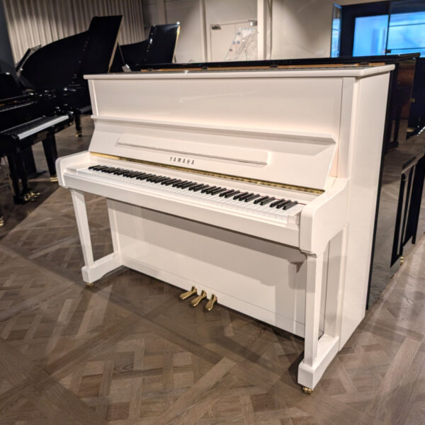 Yamaha P121 Upright Piano - c2018