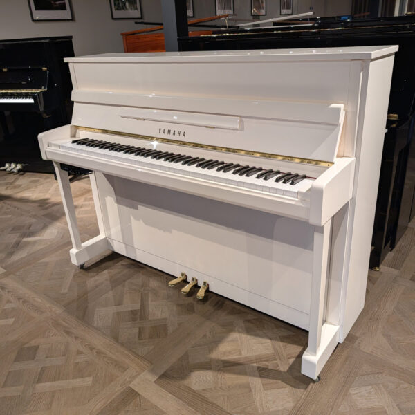 Yamaha B2 'Silent' Upright Piano - c2015